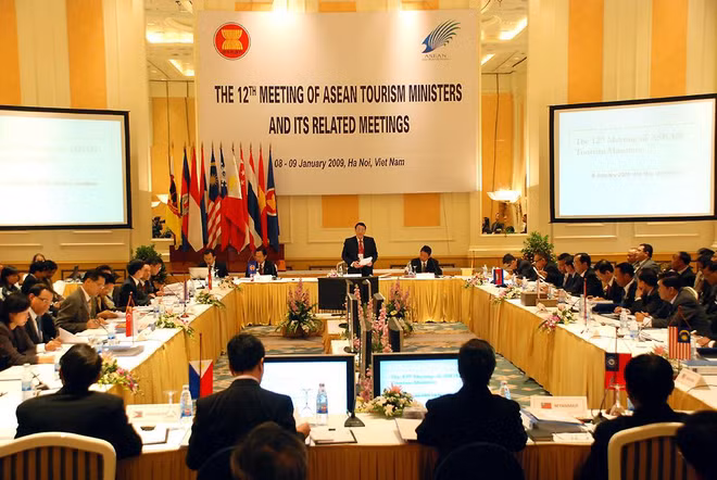 东盟经济共同体:越南旅游业劳动力面临机遇与挑战 ảnh 2