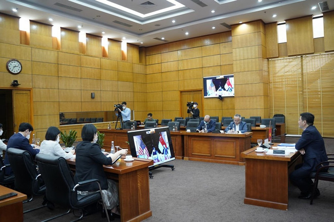 推动越南与美国和新加坡的经贸合作关系 ảnh 1