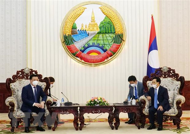 老挝领导高度评价河内与万象之间的密切合作关系 ảnh 2