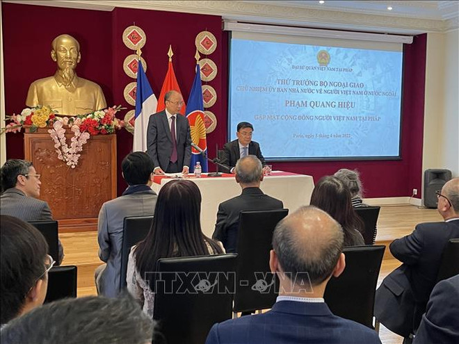 海外越南人国家委员会主任范光校:大力吸引侨力资源 ảnh 1 海外越南人国家委员会主任范光校:大力吸引侨力资源 ảnh 1