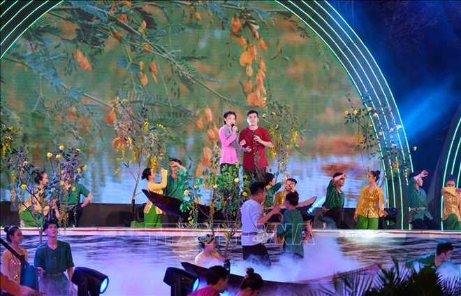 2022年第三届国家才子弹唱艺术节和第九次南部民间糕饼节正式开幕 ảnh 1 2022年第三届国家才子弹唱艺术节和第九次南部民间糕饼节正式开幕 ảnh 1