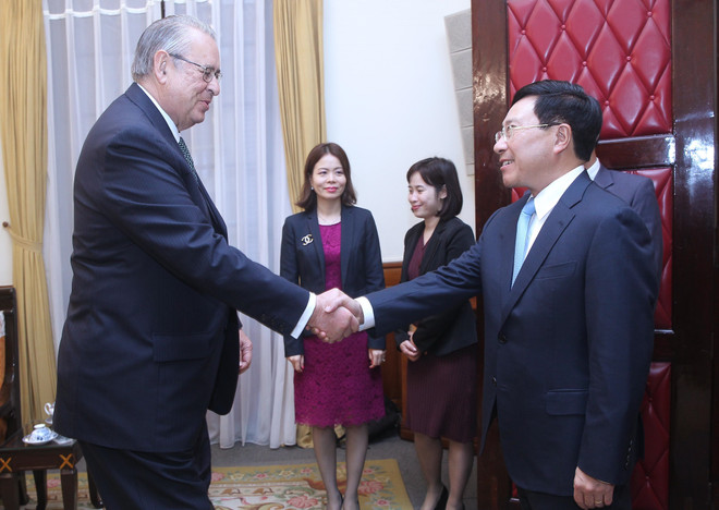 范平明会见亚太经合组织展望小组主席阿伦·瓦格纳 ảnh 1 范平明会见亚太经合组织展望小组主席阿伦·瓦格纳 ảnh 1