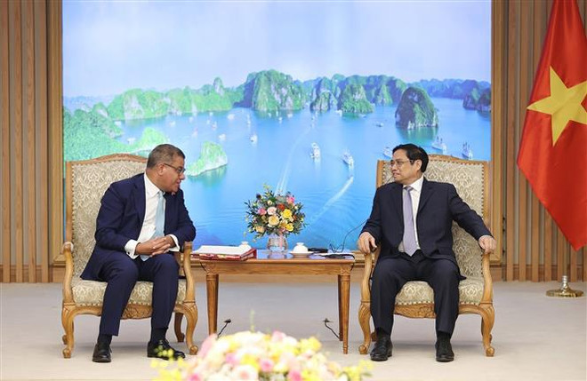 越南政府总理范明政会见COP26主席阿洛克·夏尔马 ảnh 1 越南政府总理范明政会见COP26主席阿洛克·夏尔马 ảnh 1