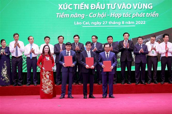 政府总理范明政:集中大力发挥各种资源 推动北部山区与丘陵地区发展 ảnh 3 政府总理范明政:集中大力发挥各种资源 推动北部山区与丘陵地区发展 ảnh 3