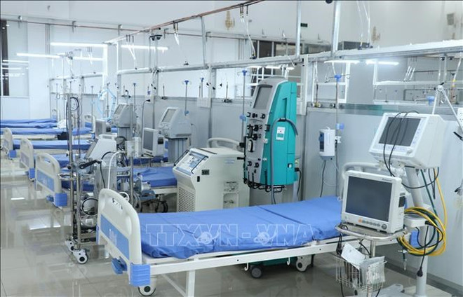 政府总理要求卫生部研究实施专家提出的药品和医疗物资短缺情况的解决方案 ảnh 1