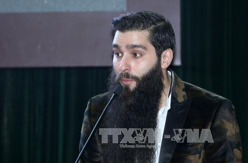 《金刚：骷髅岛》影片导演成为首位外籍的越南旅游形象大使 ảnh 1