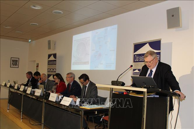 有关东海的国际会议在瑞士举行 ảnh 1 有关东海的国际会议在瑞士举行 ảnh 1