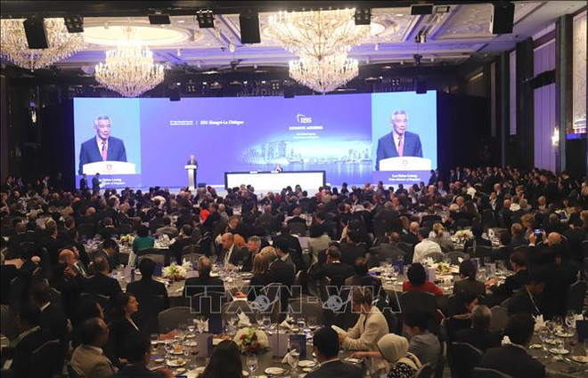 新加坡总理在香格里拉对话会上发表主旨演讲 ảnh 1 新加坡总理在香格里拉对话会上发表主旨演讲 ảnh 1