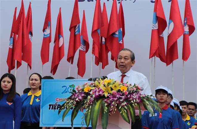 2019年夏天志愿服务战役启动仪式在北件省举行 ảnh 2