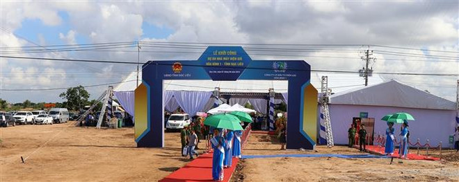 薄辽省和平一号风力发电站动工建设 ảnh 1 薄辽省和平一号风力发电站动工建设 ảnh 1