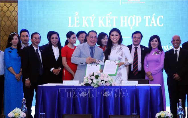 胡志明市企业家积极同海外越南企业家携手合作 共同推进越南的发展 ảnh 1 胡志明市企业家积极同海外越南企业家携手合作 共同推进越南的发展 ảnh 1