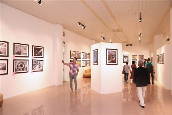  超过16300 个作品参加2019年越南第10届国际艺术摄影大赛 ảnh 2