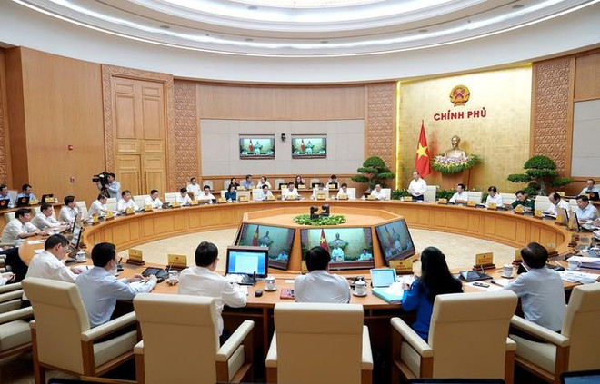 坚持走越南革命道路 ảnh 1 坚持走越南革命道路 ảnh 1