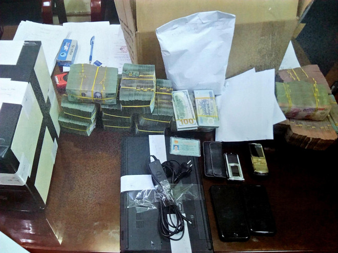 越南警方破获一起网络赌博大案 涉案赌资近3万亿越盾 ảnh 2 越南警方破获一起网络赌博大案 涉案赌资近3万亿越盾 ảnh 2