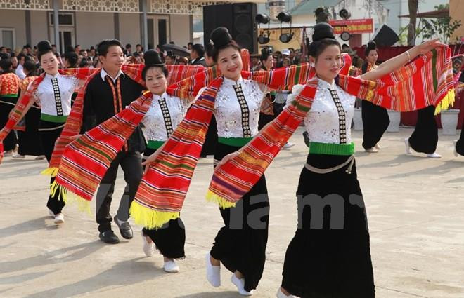 保护与弘扬民间舞蹈文化价值是值得关注的问题 ảnh 1 保护与弘扬民间舞蹈文化价值是值得关注的问题 ảnh 1