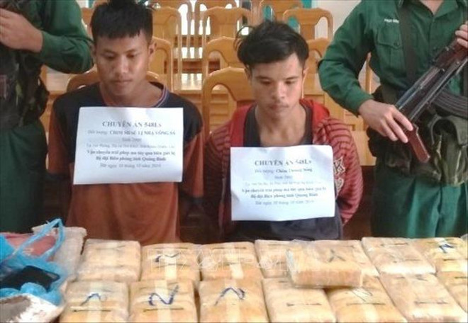 广平省破获一起跨境运输10万颗合成毒品案 ảnh 1 广平省破获一起跨境运输10万颗合成毒品案 ảnh 1