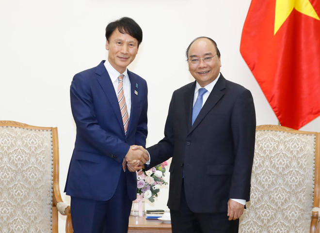 政府总理阮春福会见日本鹿儿岛县知事三反园训 ảnh 1 政府总理阮春福会见日本鹿儿岛县知事三反园训 ảnh 1