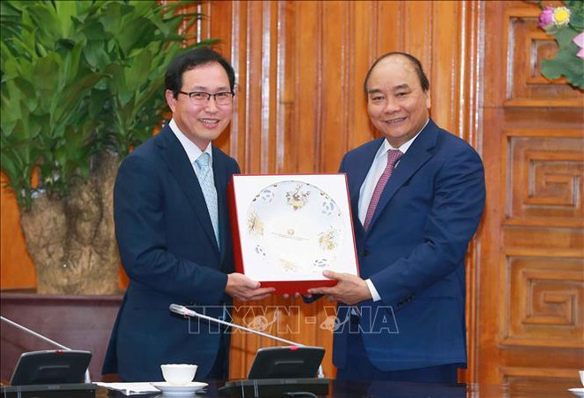 政府总理阮春福支持韩国三星集团继续扩大在越南的投资范围 ảnh 1 政府总理阮春福支持韩国三星集团继续扩大在越南的投资范围 ảnh 1