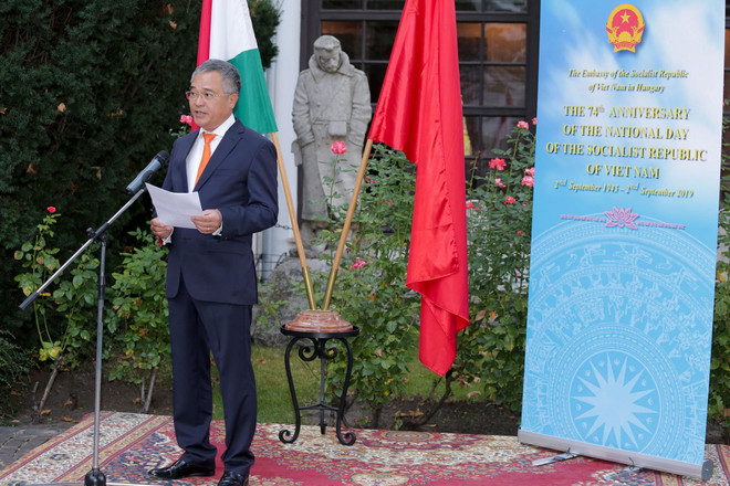 越南与匈牙利关系正处于巅峰时期 ảnh 1 越南与匈牙利关系正处于巅峰时期 ảnh 1