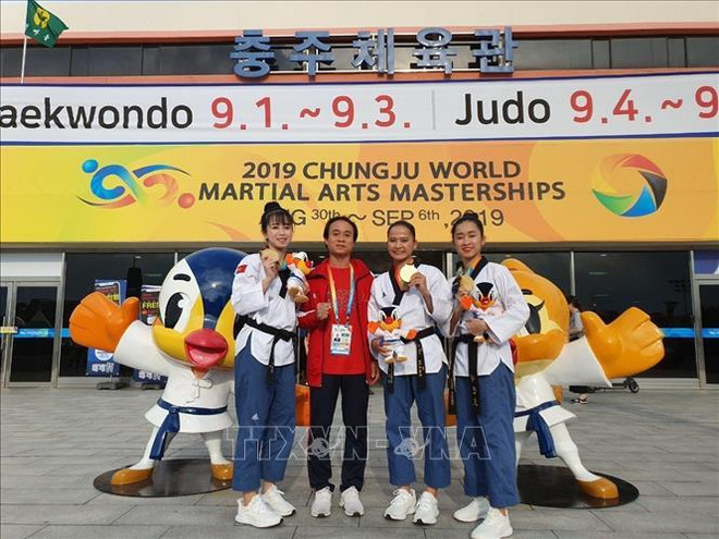 越南跆拳道运动员在韩国忠州世界武艺大赛夺得金牌 ảnh 1