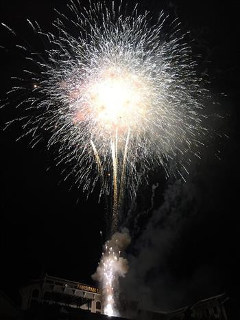 国庆假期老街省吸引成千上万名游客观光游览 ảnh 1