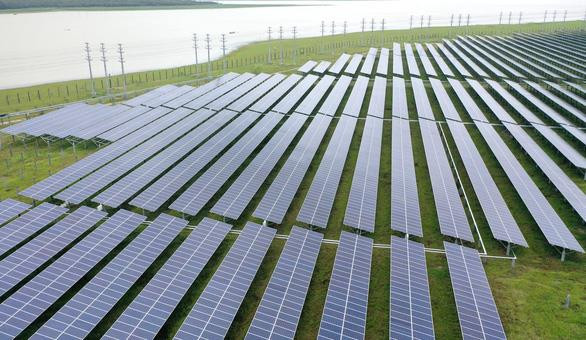 西宁省一号和二号油汀太阳能发电厂正式落成 ảnh 2 西宁省一号和二号油汀太阳能发电厂正式落成 ảnh 2