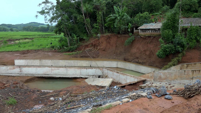 越南多措并举开展洪灾灾后重建工作 ảnh 2 越南多措并举开展洪灾灾后重建工作 ảnh 2