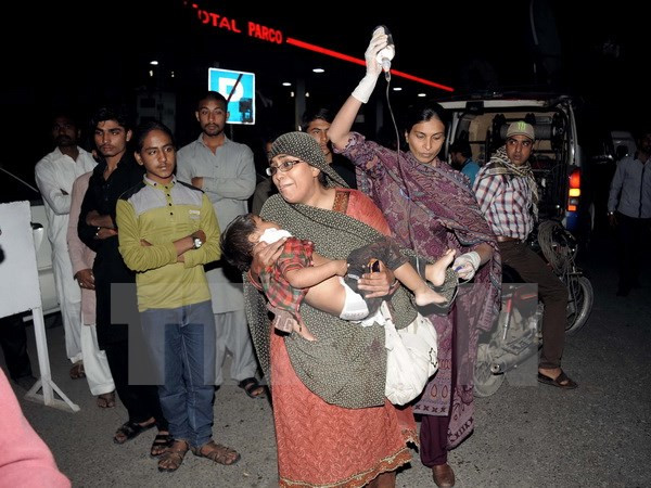 越南强烈谴责巴基斯坦炸弹袭击事件 ảnh 1