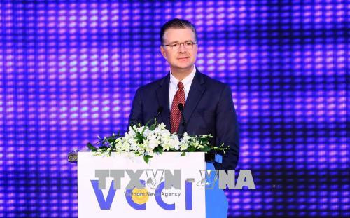 广宁省省级竞争力指数首次高居首位 ảnh 3 广宁省省级竞争力指数首次高居首位 ảnh 3