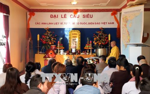 鬼鹿角礁海战牺牲英烈超度法会在德国柏林举行 ảnh 2 鬼鹿角礁海战牺牲英烈超度法会在德国柏林举行 ảnh 2