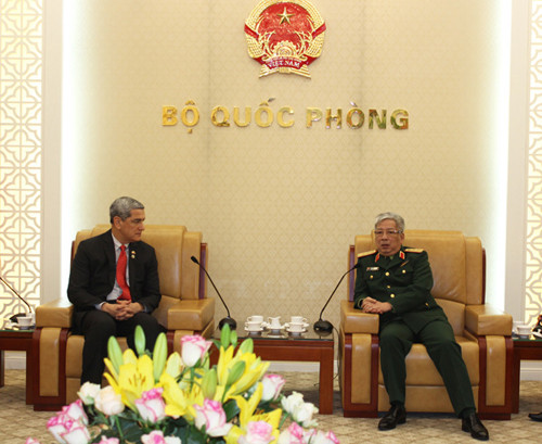 越南与美国加强合作 做好战后重建恢复工作 ảnh 1 越南与美国加强合作 做好战后重建恢复工作 ảnh 1