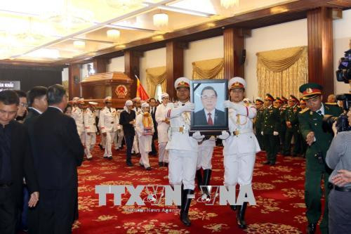 原政府总理潘文凯追悼会和安葬仪式隆重举行 ảnh 1 原政府总理潘文凯追悼会和安葬仪式隆重举行 ảnh 1