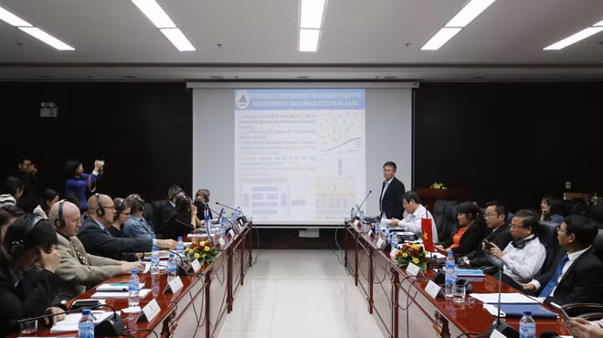 越南岘港市与芬兰加强革新创新和智慧城市建设合作力度 ảnh 1
