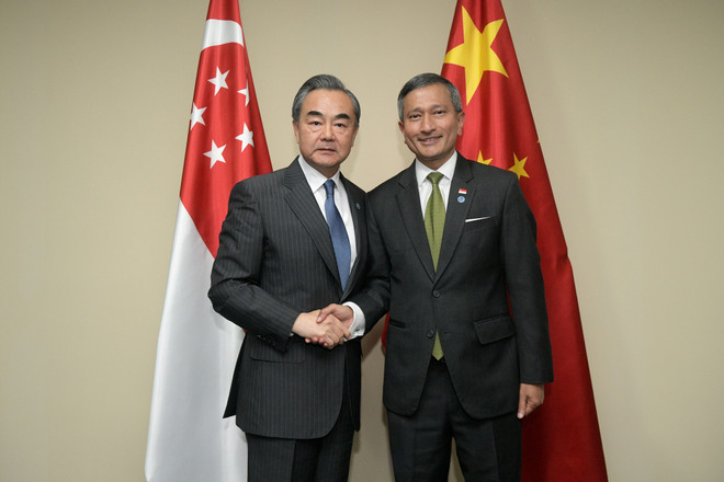中国和新加坡坚持多边主义和自由贸易 ảnh 1 中国和新加坡坚持多边主义和自由贸易 ảnh 1
