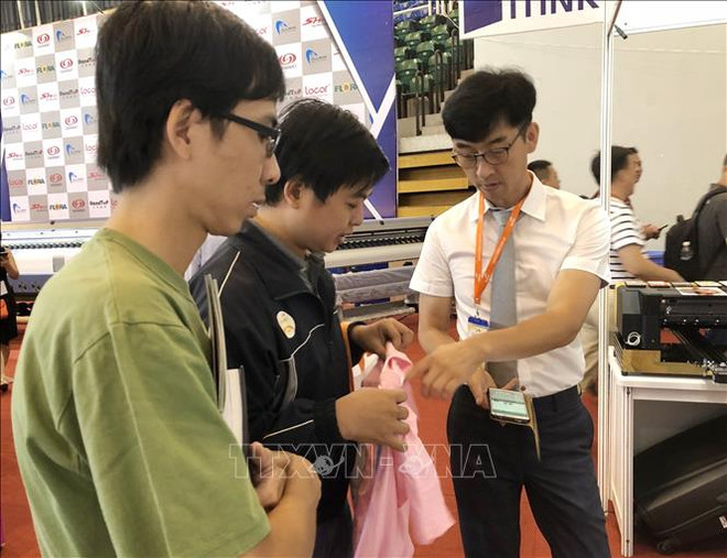 2018年越南国际广告设备和技术展览会吸引150家企业参展 ảnh 2 2018年越南国际广告设备和技术展览会吸引150家企业参展 ảnh 2