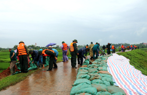 越南水利科学研究院与越南水利科学院签署有关预防自然灾害的合作协议 ảnh 1