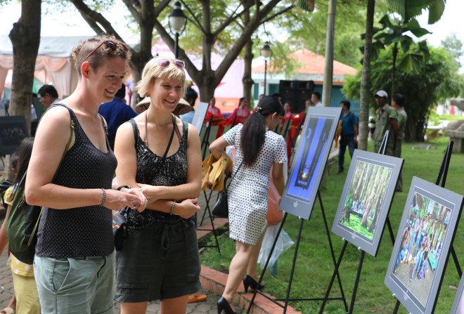 数千张图片向世人展现九龙江三角洲人文风情 ảnh 1