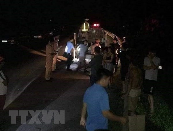 两名外籍“倒霉蛋”在广宁省上演“警匪片” 抢劫不成反遭逮捕 ảnh 1 两名外籍“倒霉蛋”在广宁省上演“警匪片” 抢劫不成反遭逮捕 ảnh 1