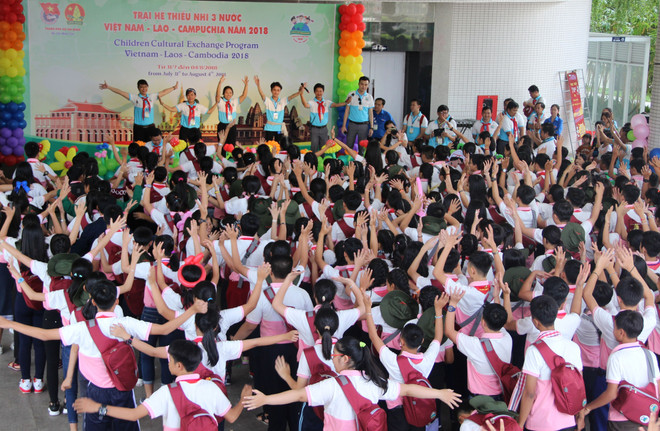 2018年越老柬少儿夏令营在胡志明市开营 ảnh 1