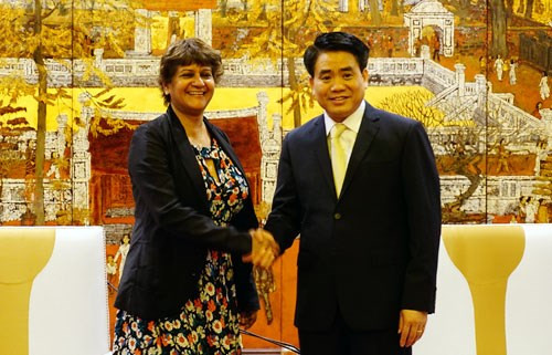 河内市与美国有线电视新闻网合作推介首都旅游潜力 ảnh 1 河内市与美国有线电视新闻网合作推介首都旅游潜力 ảnh 1