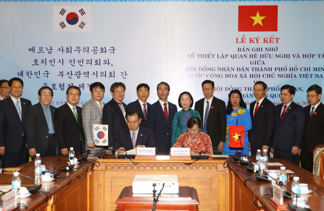 胡志明市与韩国釜山市促进友好合作 ảnh 1 胡志明市与韩国釜山市促进友好合作 ảnh 1
