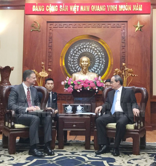 胡志明市领导高度评价越美关系 ảnh 1
