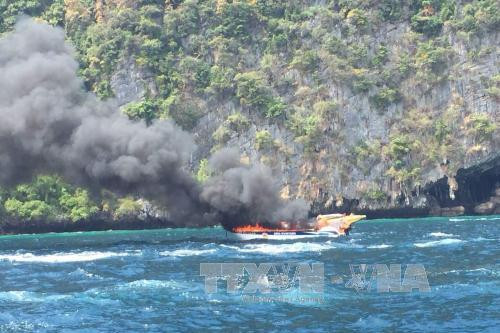泰国一艘快艇爆炸造成16人受伤 ảnh 2 泰国一艘快艇爆炸造成16人受伤 ảnh 2