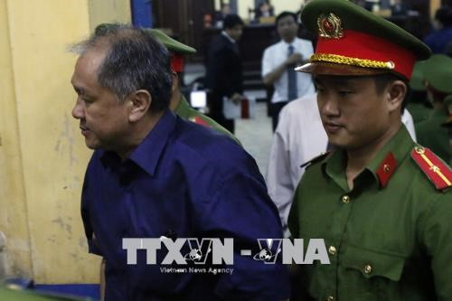 越南建设股份商业银行原董事长范功名腐败一案:最高人民检察院要求追回6.1万亿越盾 ảnh 1 越南建设股份商业银行原董事长范功名腐败一案:最高人民检察院要求追回6.1万亿越盾 ảnh 1