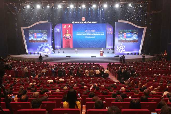 阮春福总理:科学技术是越南长期发展的决定性因素 ảnh 1 阮春福总理:科学技术是越南长期发展的决定性因素 ảnh 1