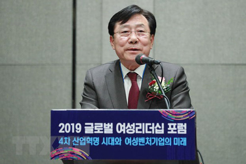 越南社会活动女性参与比例为73% 对GDP贡献率超40% ảnh 2 越南社会活动女性参与比例为73% 对GDP贡献率超40% ảnh 2