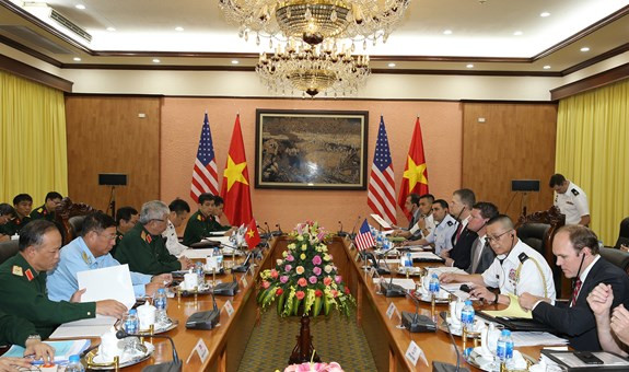 越美两国举行国防政策对话会 ảnh 1