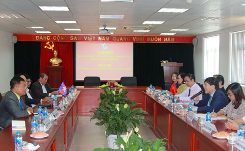 越南新闻工作者协会和柬埔寨记者协会加强交流 寻求合作机遇 ảnh 1 越南新闻工作者协会和柬埔寨记者协会加强交流 寻求合作机遇 ảnh 1