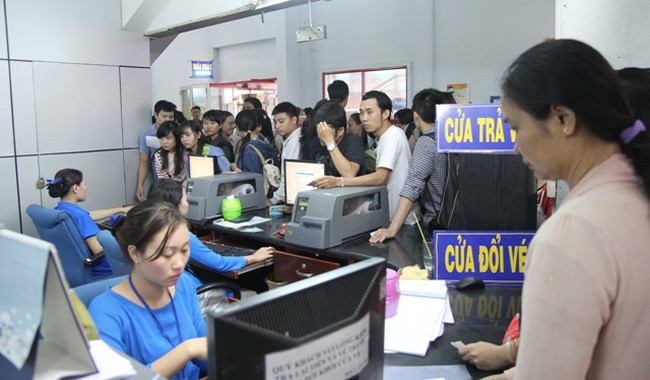 西贡车站开始出售2019年己亥春节火车票 ảnh 1