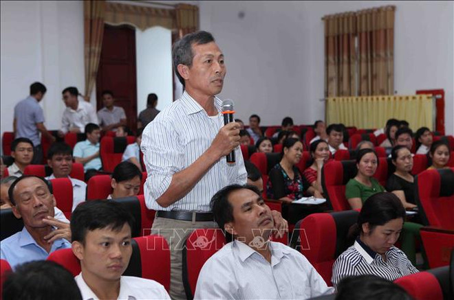 越南国会副主席冯国显接待莱州省选民 ảnh 2